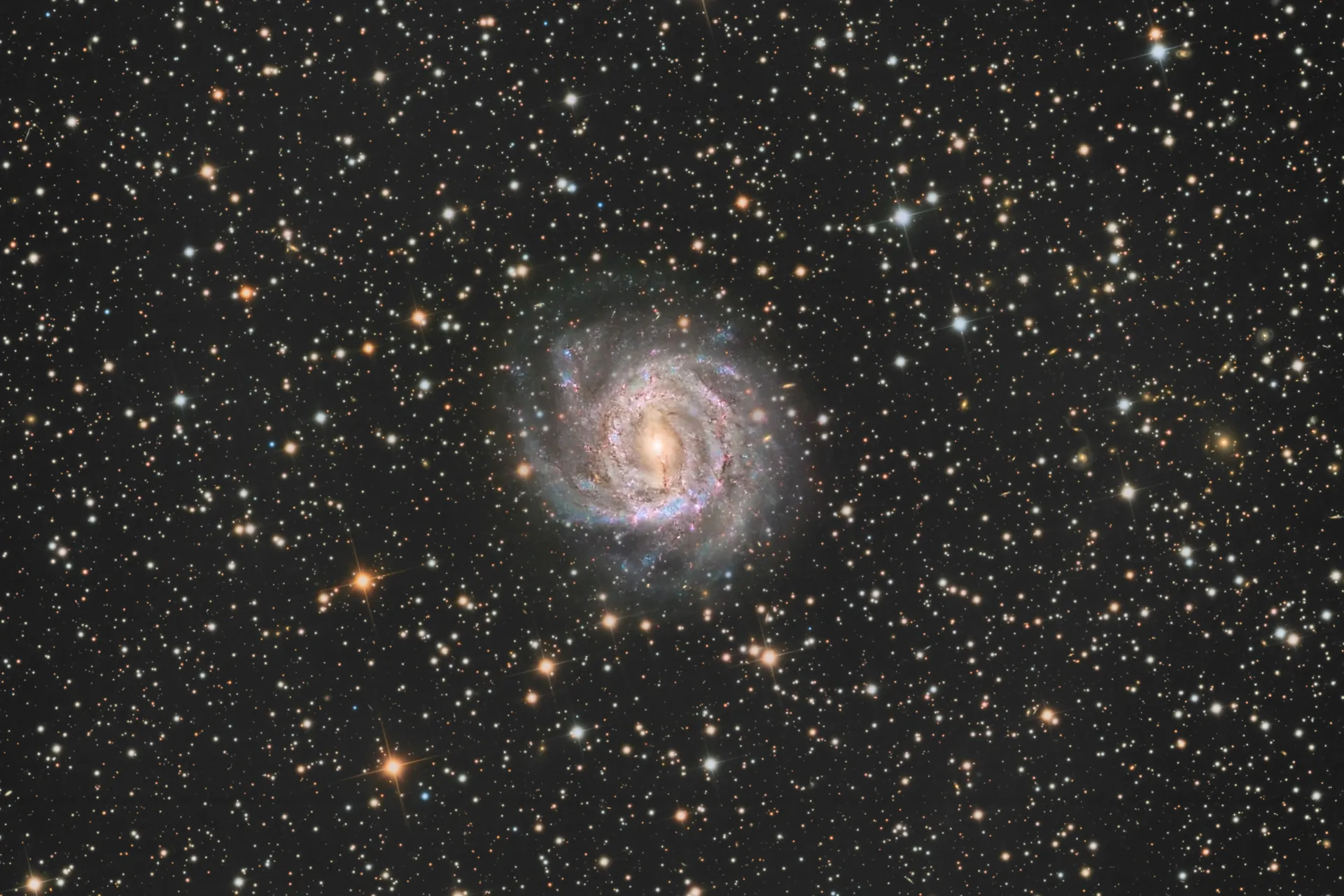 Galaxie NGC 5643