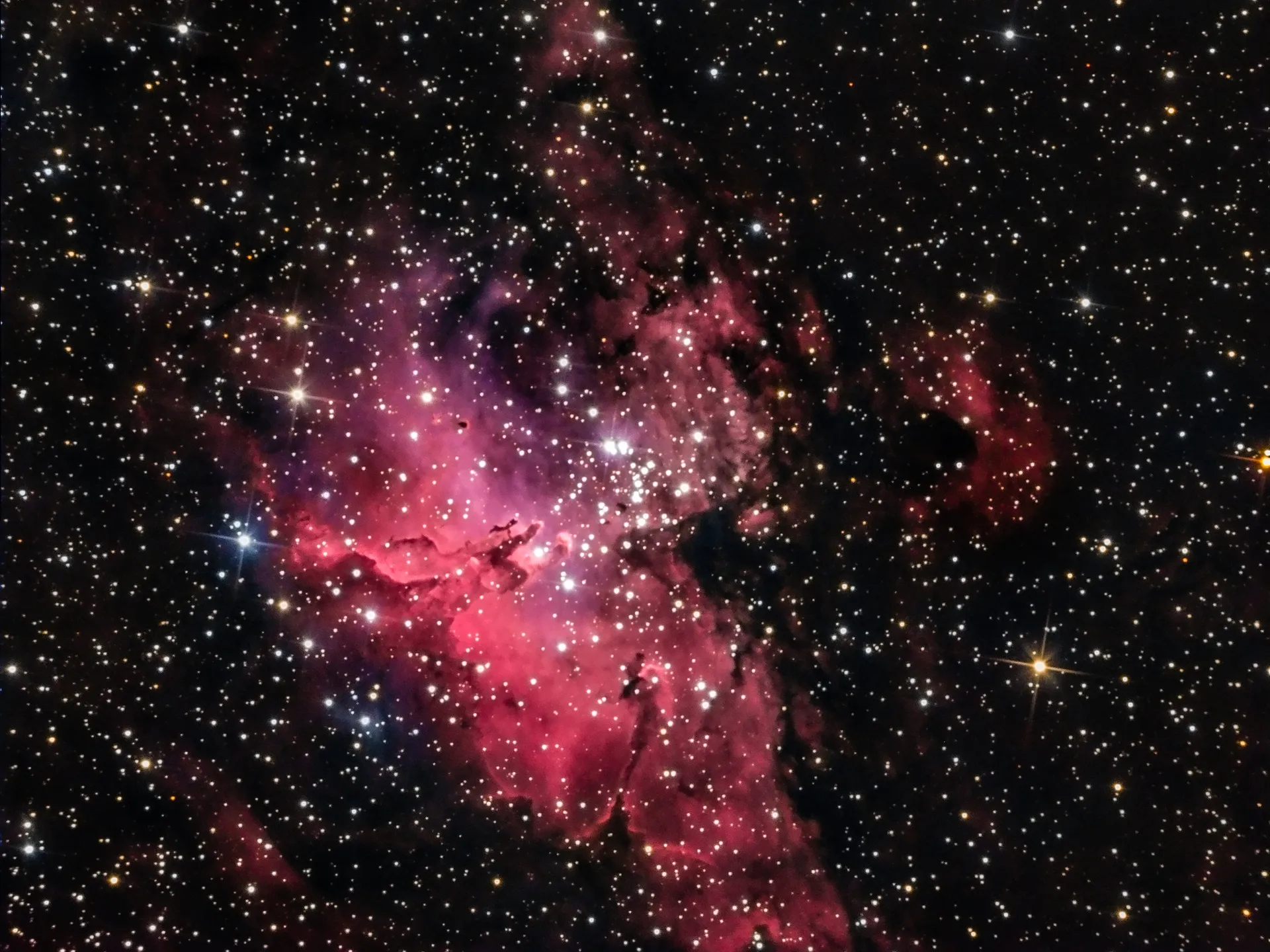 Nébuleuse de l'aigle et les piliers de la création (M16)