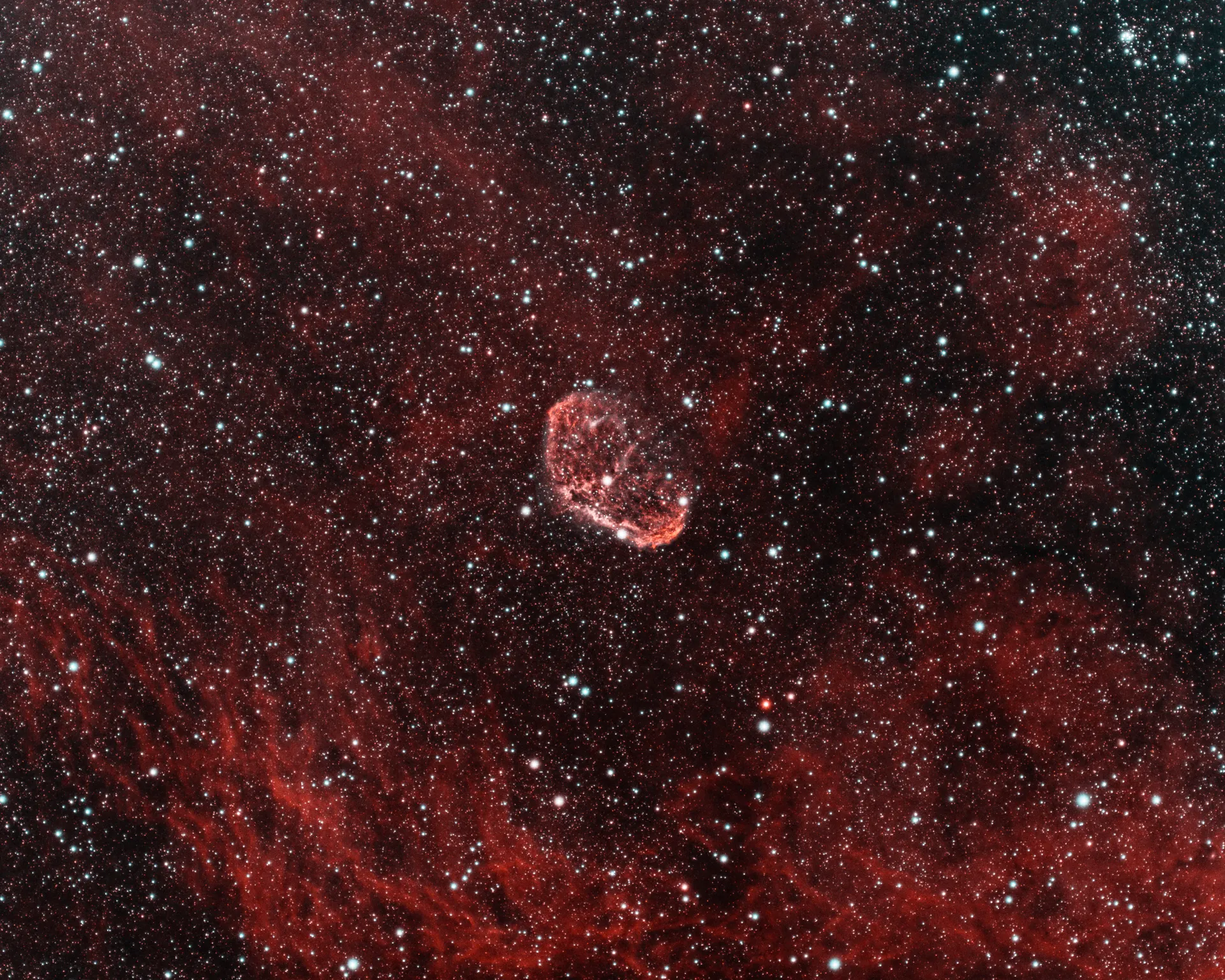 Nébuleuse du croissant (NGC 6888)