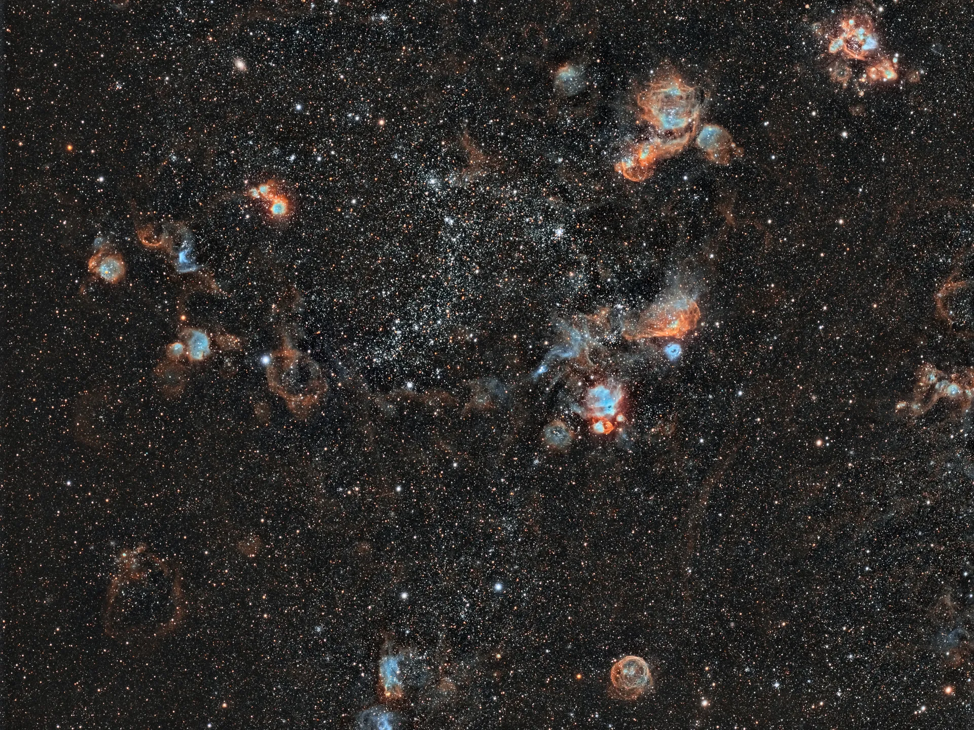 Nébuleuse NGC 2020