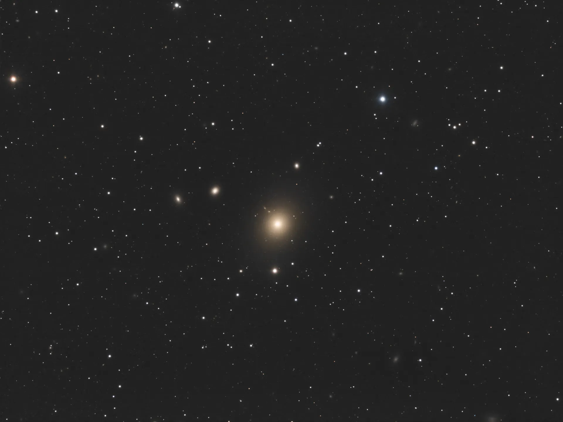 Galaxie M87