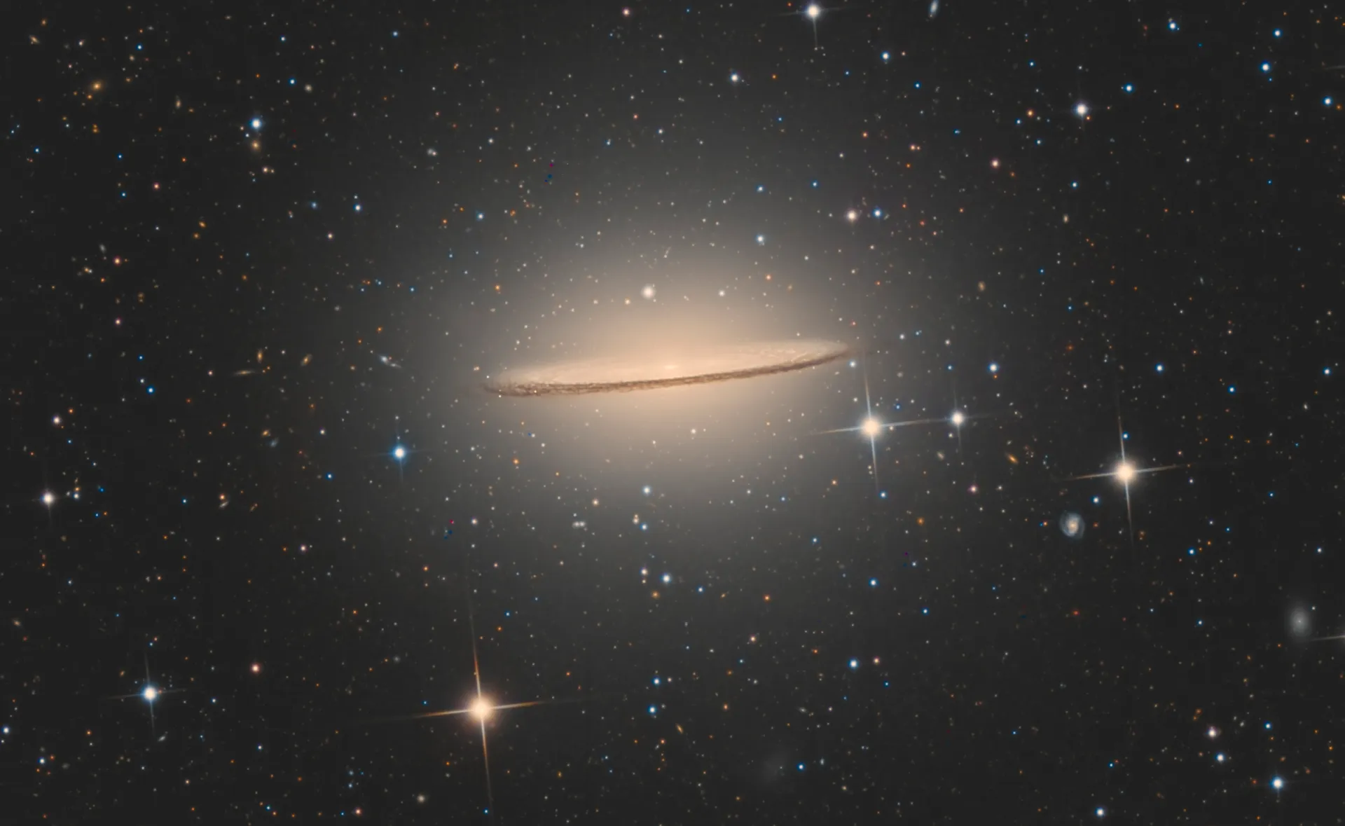 Galaxie du Sombrero (M104)