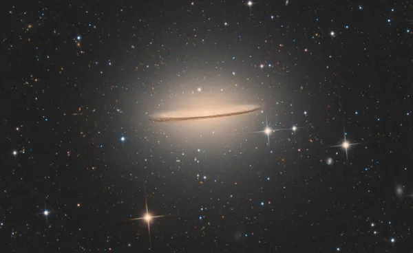 Galaxie du Sombrero (M104)