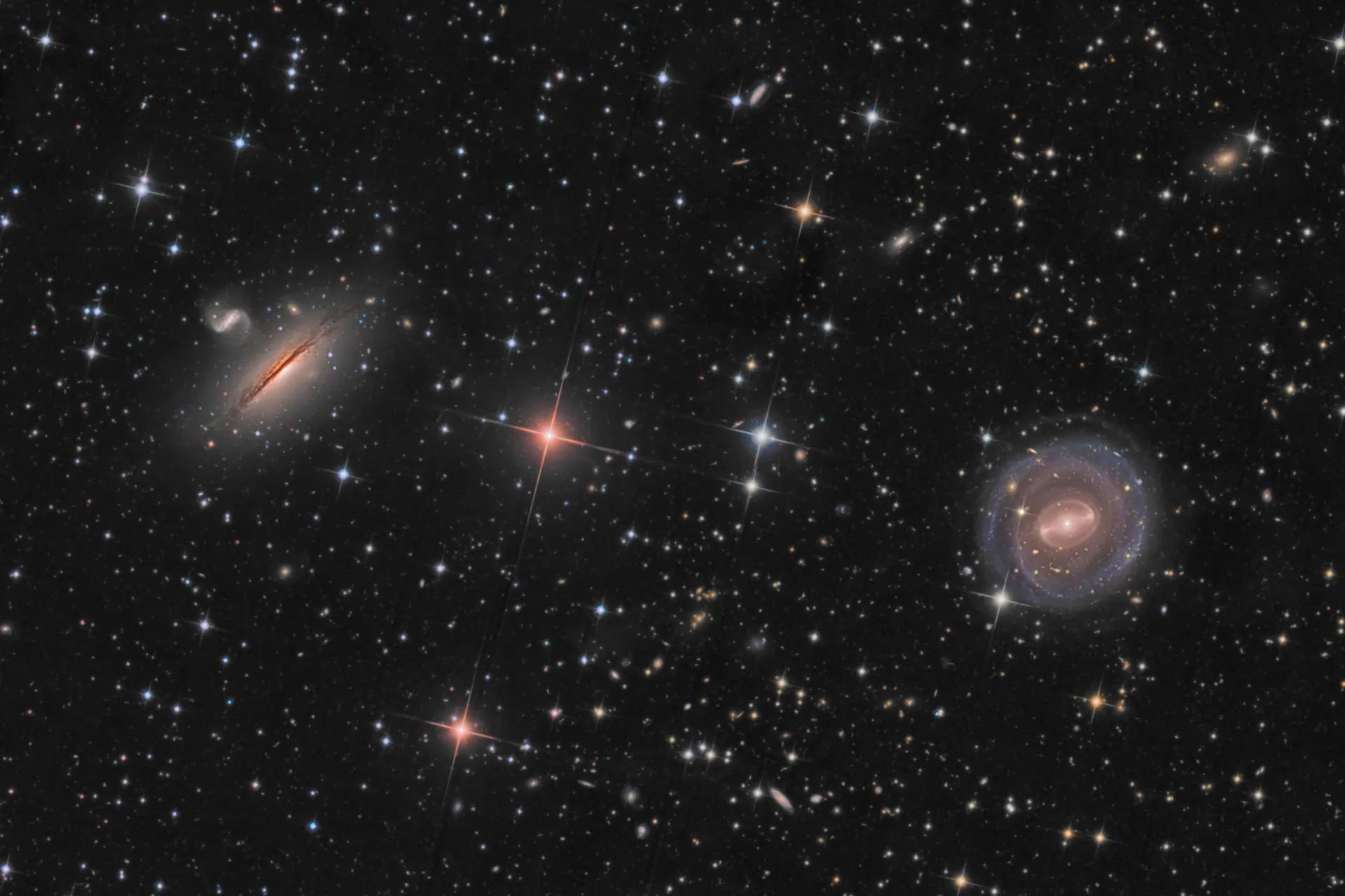 Galaxies NGC 5078 et NGC 5101