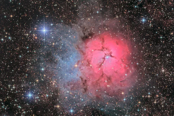 Nébuleuse trifide (M20)