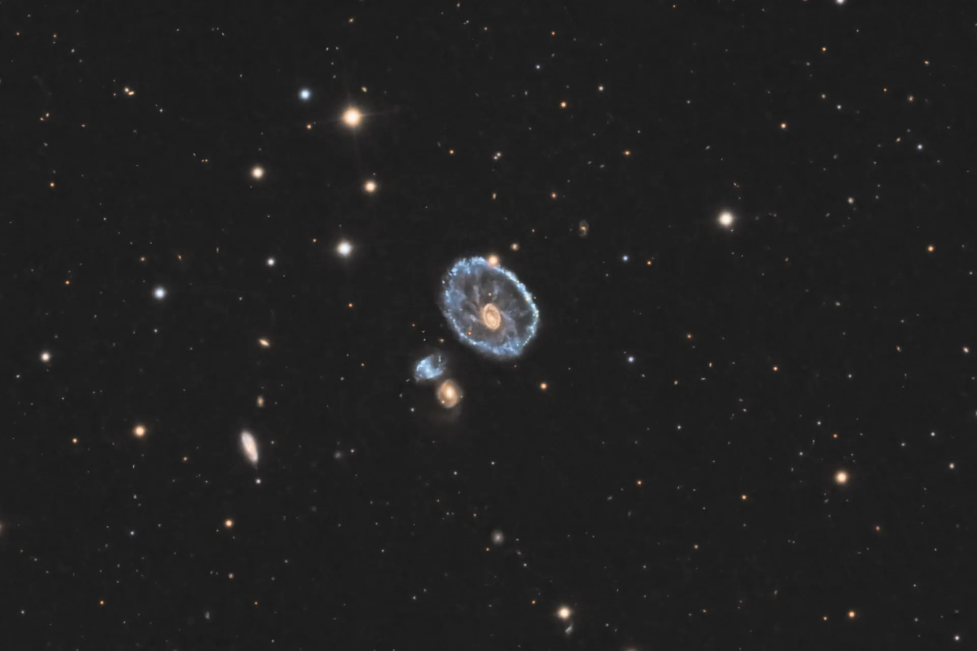 Galaxie de la roue de chariot (PGC 2248)